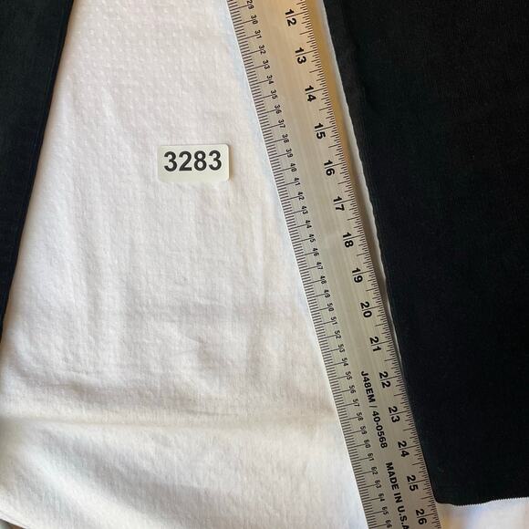 Gloria Vanderbilt Women Corduroy Pants size 12Petite Black Mid Rise Straight Fit - Picture 4 of 10